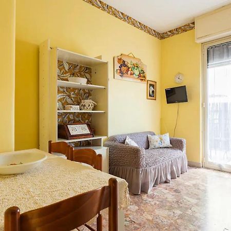 Top Floor Apartment Near Historic Fortino Catania Bagian luar foto