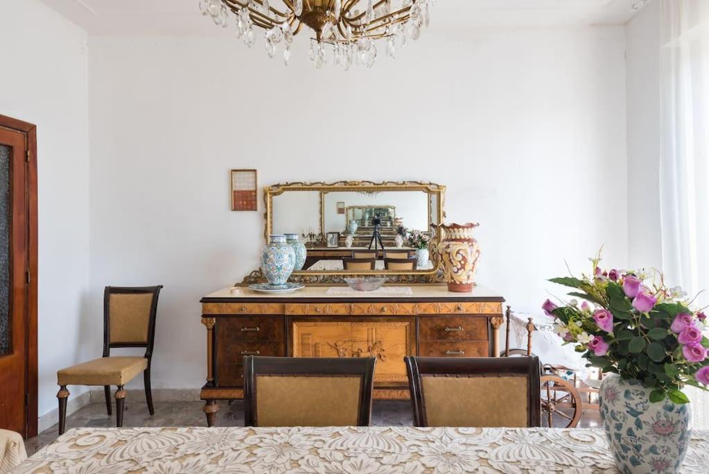 Top Floor Apartment Near Historic Fortino Catania Bagian luar foto