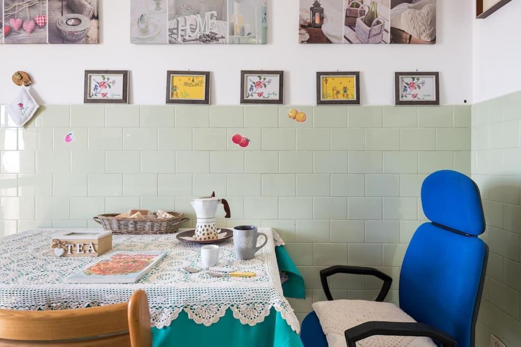 Top Floor Apartment Near Historic Fortino Catania Bagian luar foto