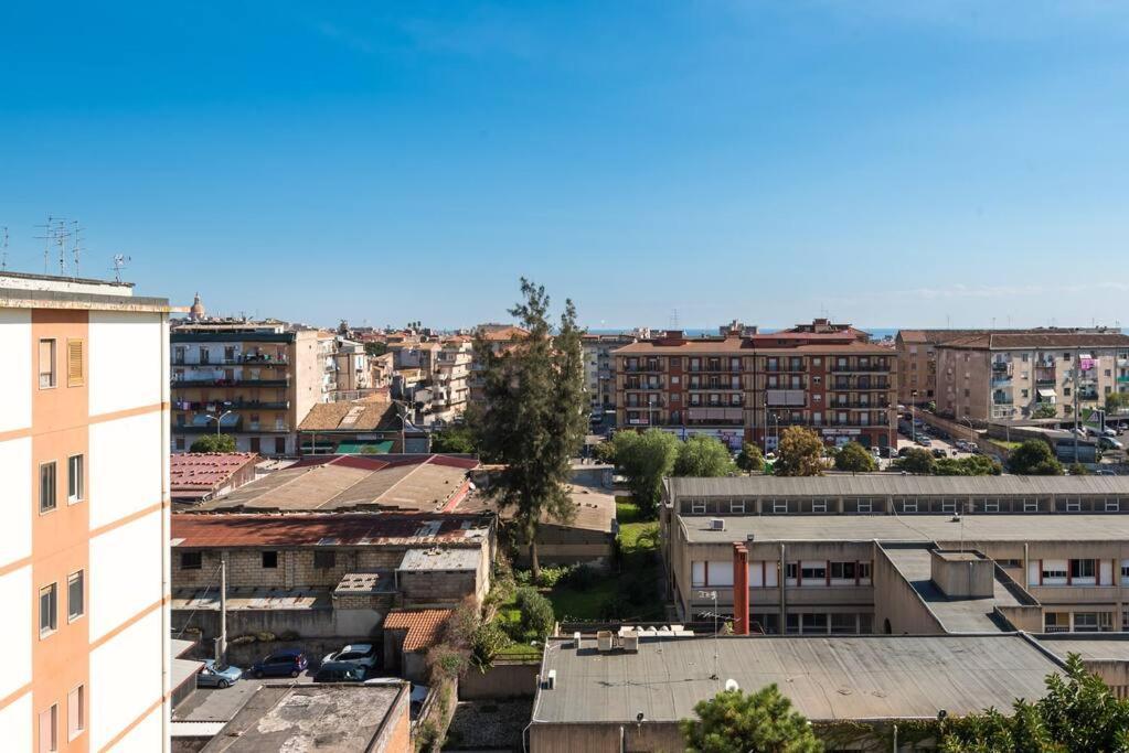 Top Floor Apartment Near Historic Fortino Catania Bagian luar foto