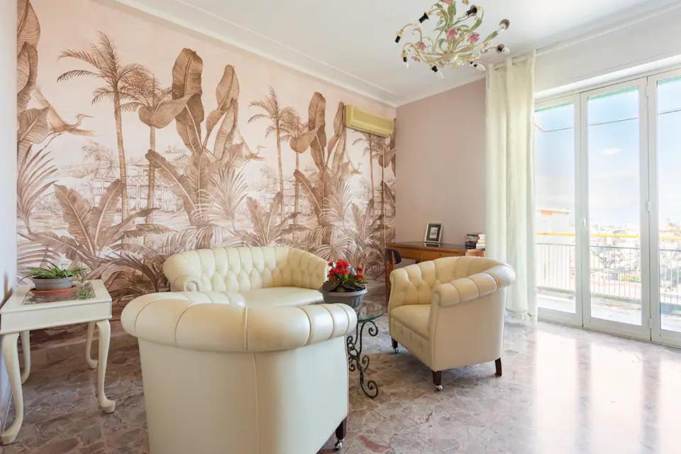 Top Floor Apartment Near Historic Fortino Catania Bagian luar foto