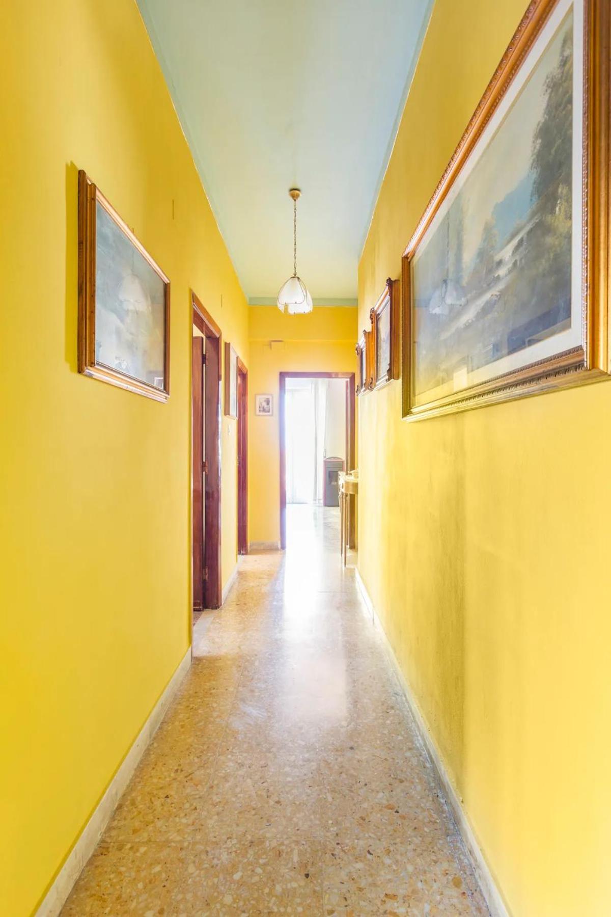 Top Floor Apartment Near Historic Fortino Catania Bagian luar foto